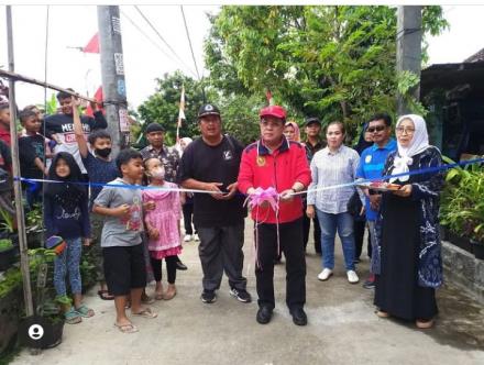 Peresmian Kegiatan Padat Karya Pembangunan Cor Blok Jalan Pemukiman di Pelem Kidul RT.5